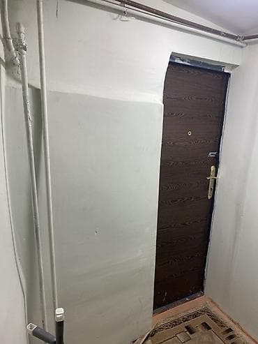 kiraye heyet evleri yasamal: 1 otaqli kicik evdi. Isleyen tek adama verilir. Evde soyuducu, tv — 4