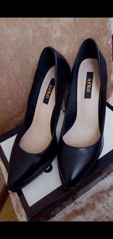 barya ayakkabı: Tuflilər, Ölçü: 38, rəng - Qara, İşlənmiş — 1