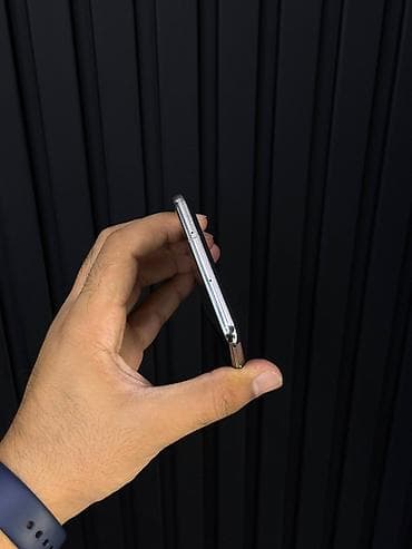 ТВ и видео: Samsung Galaxy S10 5G, 256 ГБ, цвет - Черный, Беспроводная зарядка — 6