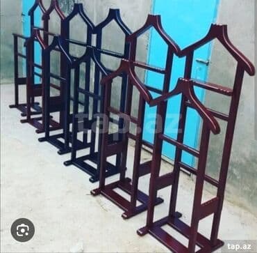 вешалка стойка для одежды напольная в икеа: Bu, paltarların səliqəli saxlanması üçün nəzərdə tutulmuş taxta — 8