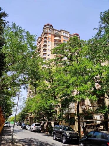 yeni yasamalda 3 otaqli evlerin qiymeti: Yasamalda mədəniyyət incəsənət universitetin yani 20 mertebeli — 5