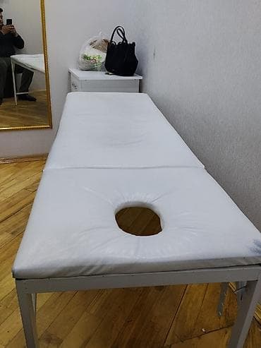Masaj/estetik prosedur üçün masa - Rəng: ağ - Üst örtük: silinə
