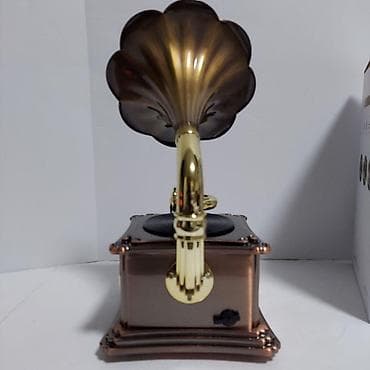 mini disk: Qramafon qutusunda.yeni.cardirilma var.flescart,usb yerı var.böyuk — 8