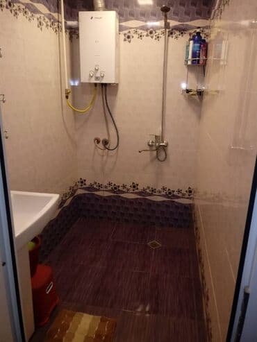 9 ci mikrorayon satilan evler: Bakı, 2 otaqlı, Köhnə tikili, m. Həzi Aslanov, 60 kv. m — 9