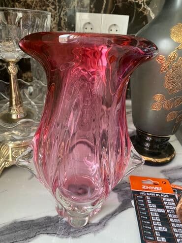 Quruducular: Bir vaza, Bogem şüşəsi — 1