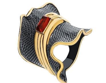 tac formalı üzüklər: Üzük, Kəhrəba — 2