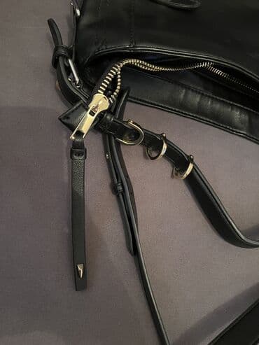 qırmızı canta: Zara böyük çanta 
az işlenib — 10