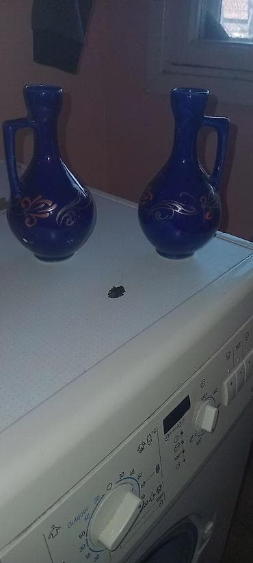 gül: Vaza dəsti, Keramika — 1