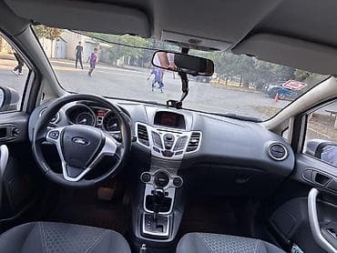 Avtomobil satışı: Ford Fiesta: 1.4 l | 2011 il 194240 km Hetçbek — 9