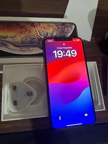 samsung a6 plus ekran: IPhone Xs Max, 64 ГБ, Золотой, Беспроводная зарядка, Face ID — 7