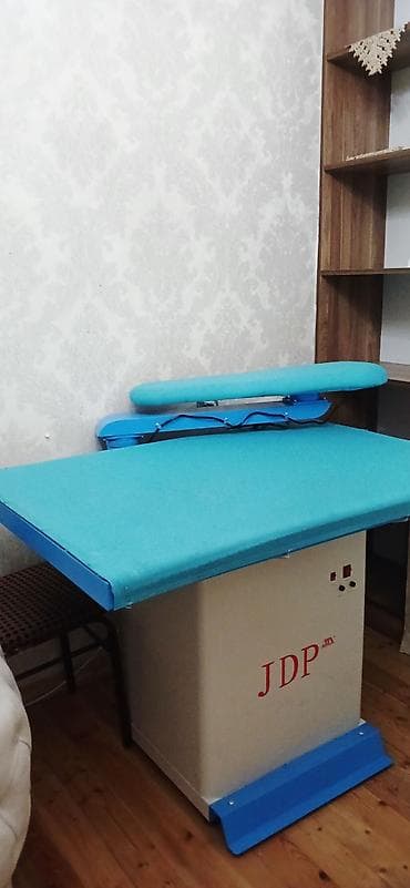 Peşəkar buxarlı ütü masası – JDP markası - Sənaye tipli ütüləmə