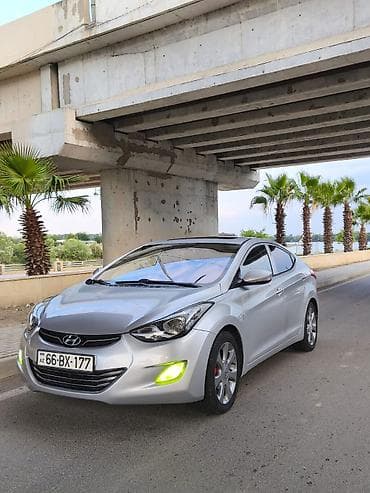 prado 4 mator: Hyundai Elantra: 1.8 л | 2013 г. Седан — 5
