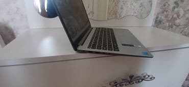 iphone 14 pro max 512: Lenovo noutbuk - Korpus: gümüş rəngli, nazik və yüngül dizayn, Lenovo — 3