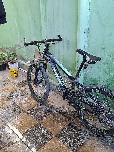 SAFT SFT-900 dağ velosipedi - Çərçivə: SAFT SFT-900, alüminium