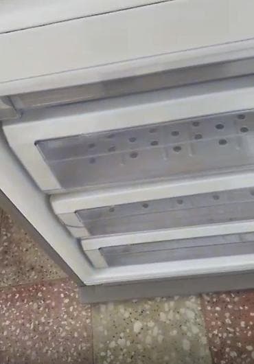 soyuducuları: İşlənmiş 2 qapılı Samsung Soyuducu Satılır, rəng - Gümüşü, Dolab içi — 1