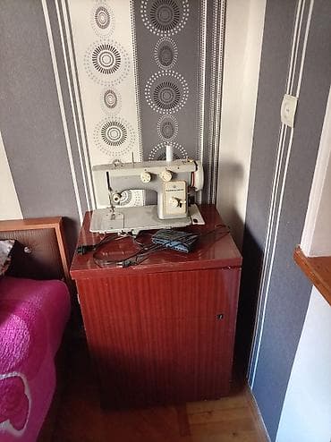 maşinkalar: Tikiş maşını Chayka, İşlənmiş,Elektromexaniki, 2 saplı Ödənişli çatdırılma — 1