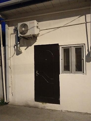 Kewlede yerləşən kiçik sahəli ayrıca tikili/2 otaq. 200man +kamunalni