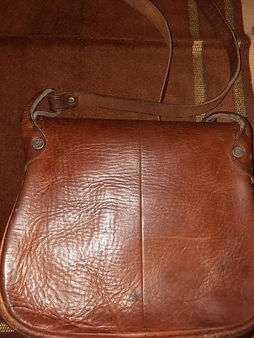 epl voyc 8: Dəri çanta iki yeri var qiyməti 15Azn metroya çatdirilma pulsuz — 2