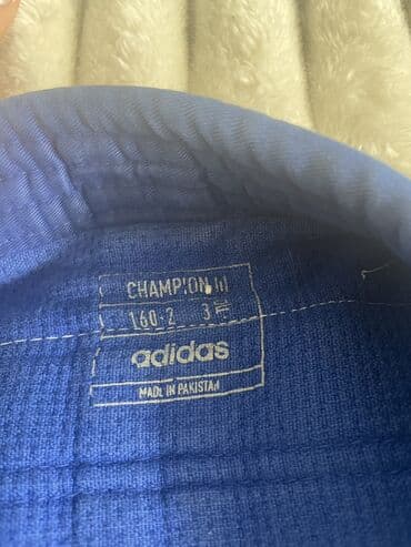 qarabağ forması satışı: Adidas kimano satılır Istenilib 160-165 razmer kemernen bir yerde 90 — 2