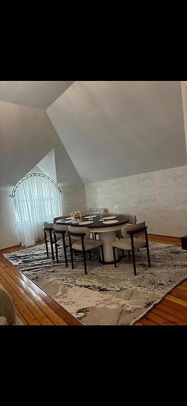 ikinci el metbex mebeleri: Qonaq otağı üçün, Açılmayan, Oval masa, 6 stul — 1