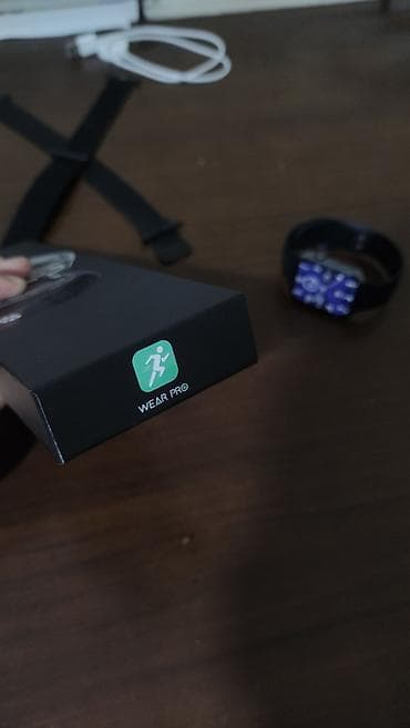 telefonlu saatlar: DT NO.1 smart saat dəsti. (İşlenmiş) Xüsusiyyətlər: - Kvadrat — 9