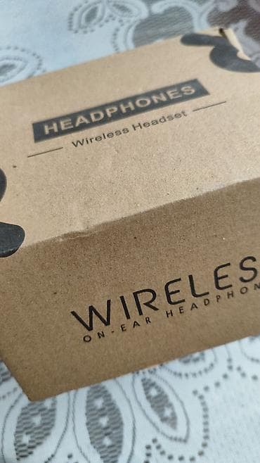 mi tv stick: Bluetooth simsiz on-ear qulaqlıq Xüsusiyyətlər: - Bluetooth — 3