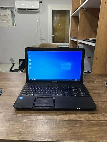 Toshiba noutbuk Xüsusiyyətlər: - Ekran: təxminən 15.6" LED