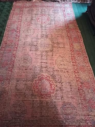 antik xalca: Əl toxuması xalça - Naxış: mərkəzdə böyük gül-mədalyon kompozisiyası — 2