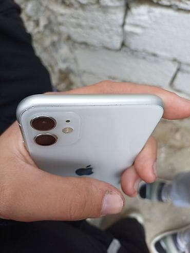 iphone 11 qara: IPhone 11, 64 GB, Ağ, Face ID — 2
