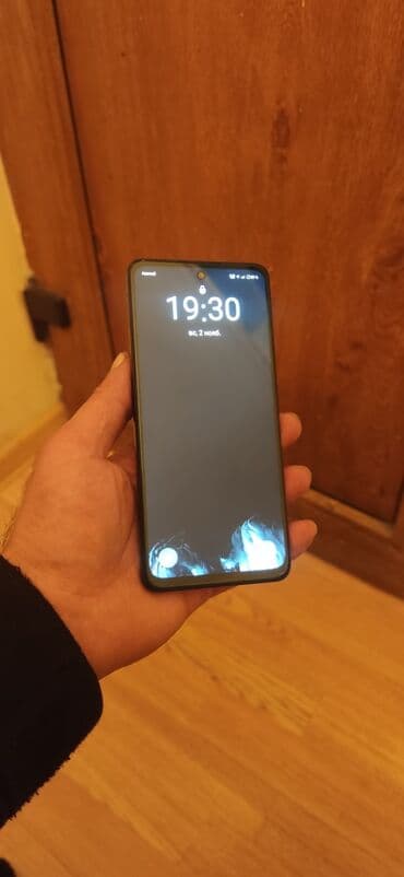 oppo find x7 qiymeti: Oppo A3x, 64 GB, rəng - Qızılı — 3