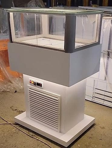 Şirniyyat ve desert soyuducusu. Sifarişle istehsal olunur. Zavod