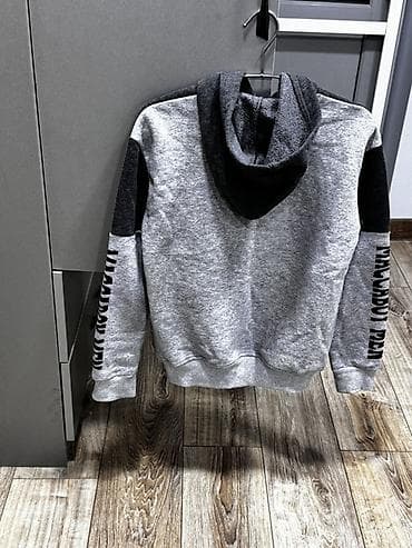 Koftalar, sviterlər: Uşaq hoodie (Medilos Kids) – 11-12 yaş - Ölçü: 146–152 sm (etiketdə — 2