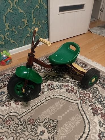 samovar 10 litre: Uşaq üçtəkərli velosipedi.tep tezedi.pay aliblat.usaga balaca oldugu — 1