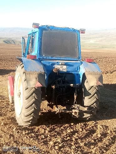 Коммерческий транспорт: Traktoru Texniki təsvir: -mtz 80 heçbir pitablemi yoxdu təkərləri — 5