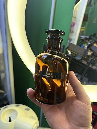 Hamisi Tep Tezedir.Az islenib Qiriqi Cati Yoxdur.18 Eded 250 Ml Qizili — 2