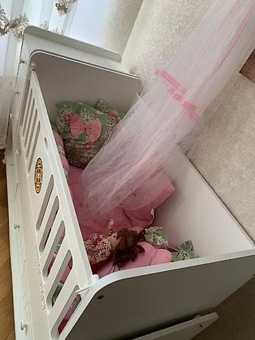 sendivic panel: Qız üçün, Dördbucaq, Beşik, Dəst ilə, Yellənmə mexanizm ilə — 2