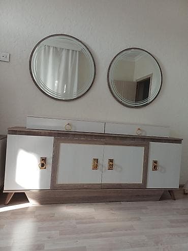 karandas desti: Qonaq otağı mebel dəsti Tərkibi: - TV stendi: enli konsol, 4 qapılı — 4