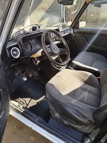 qezalı avtomobiller: LDV : 1.5 l | 2001 il 167 km Sedan — 6