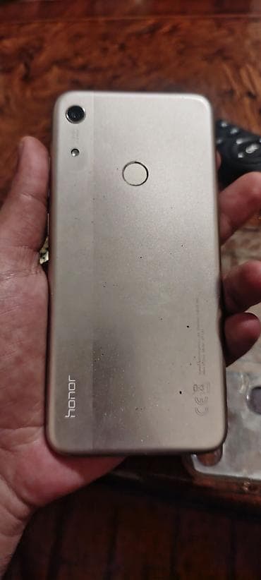 ipfone 3: Honor Play 8A, 32 GB, rəng - Qızılı, Barmaq izi, İki sim kartlı, Face ID — 3