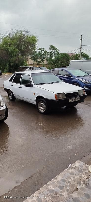 Maşın: Sedan, ağ rəng Marka/model:VAZ 21099 Nömrə: 10-XT-372 (AZ) lalafo.az -da Maşın: Sedan, ağ rəng Marka/model:VAZ 21099 Nömrə: 10-XT-372 (AZ)