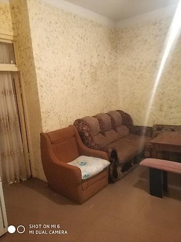 Mənzillər: 80 kv. m, 3 otaqlı, Qaz, İşıq, Su — 3