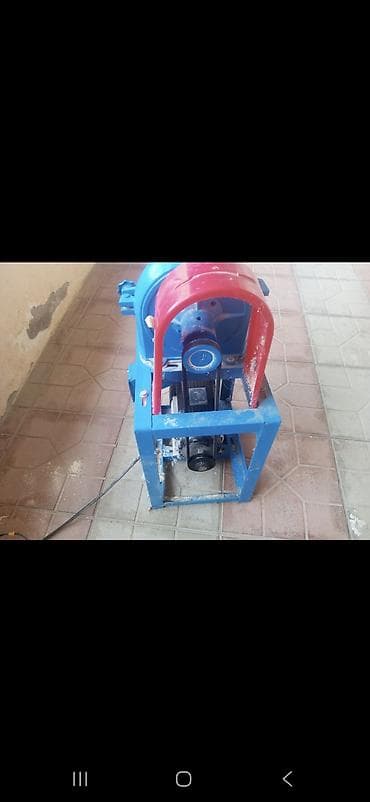 Taxıl üyüdən elektrikli dəyirman (2.2 kW) - Güc: 2.2 kW (qutuda