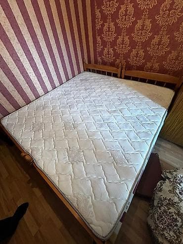 Çarpayı+matras bir yerde 130 azn satılır.Ünvan Bakixanov.Ayla91