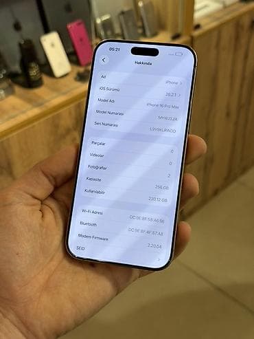 ipone mini: IPhone 16 Pro Max, 256 GB, Desert Titanium — 9