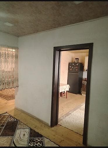 otaq: Satılır: həyət evi və torpaq sahəsi - Tikili: daşdan inşa olunmuş — 4