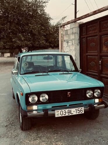 Muncuqlar: VAZ (Lada) klassik sedan - Kuzov: 4 qapılı sedan, açıq mavi rəng - — 1