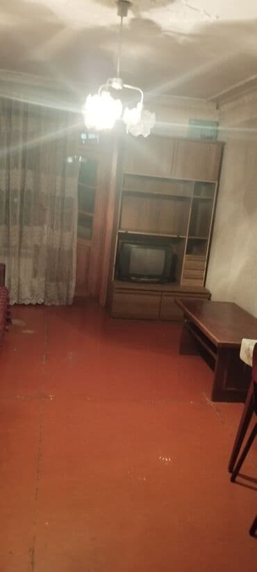 içeri şeherde kiraye evler: 2 otaqlı, 50 kv. m — 4