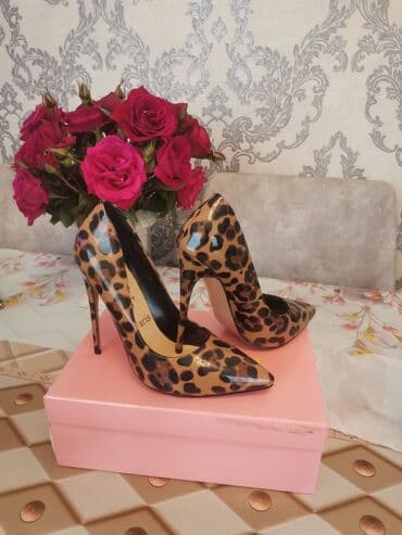 женские бирюзовые туфли: Tuflilər, Ölçü: 37, rəng - Qəhvəyi, Yeni — 1