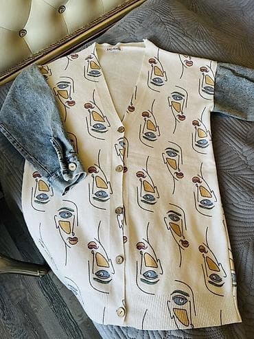 kurtka modelleri instagram: Qadın koftası – naxışlı kardiqan - Model: V-yaxa, ön hissədə düyməli — 1