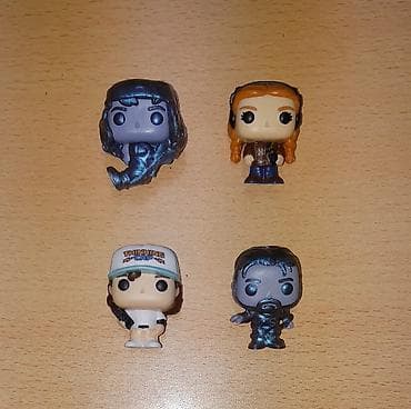 07 oyuncaq: Kinder joy stranger things Dustin - 5 azn Hopper Up - 5 azn Eddie - — 1